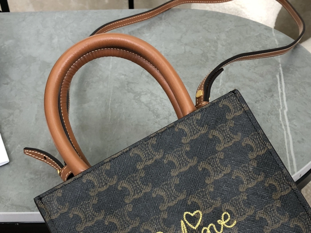 Celine Shopping Bags Attractive 94549