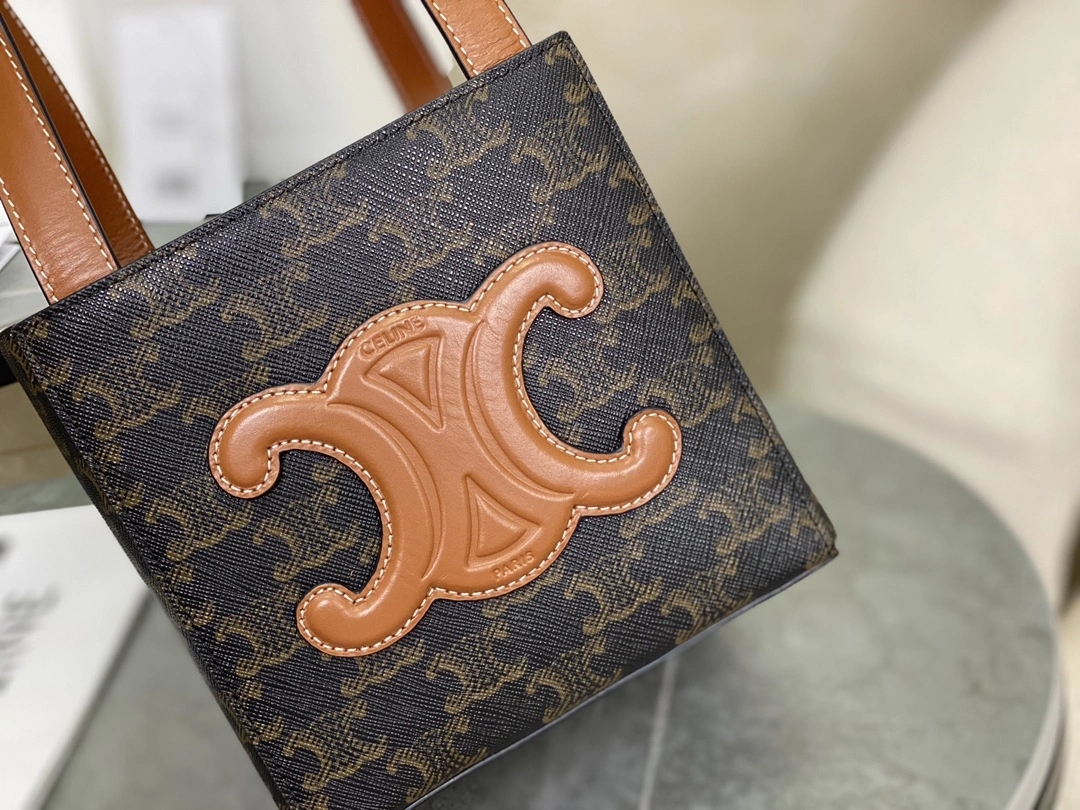 Celine Shopping Bags SportInspired 94531