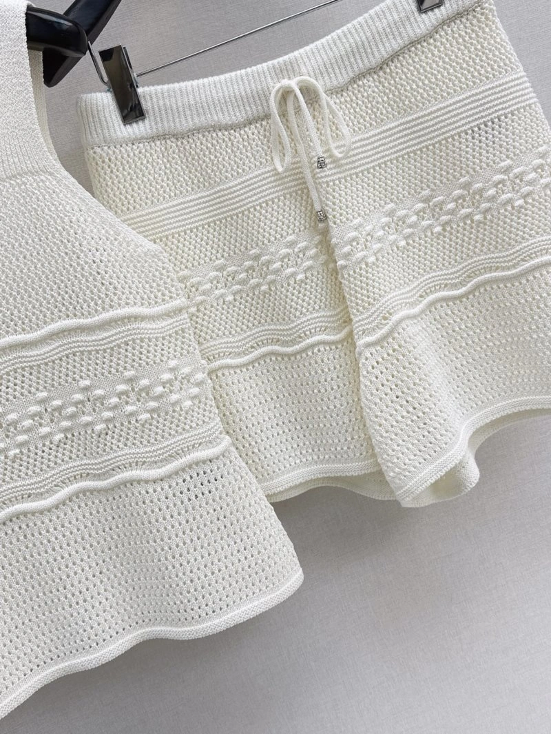 Celine Short Suits WeatherProof 106820