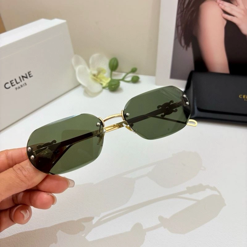 Celine Sunglasses Refined 277814