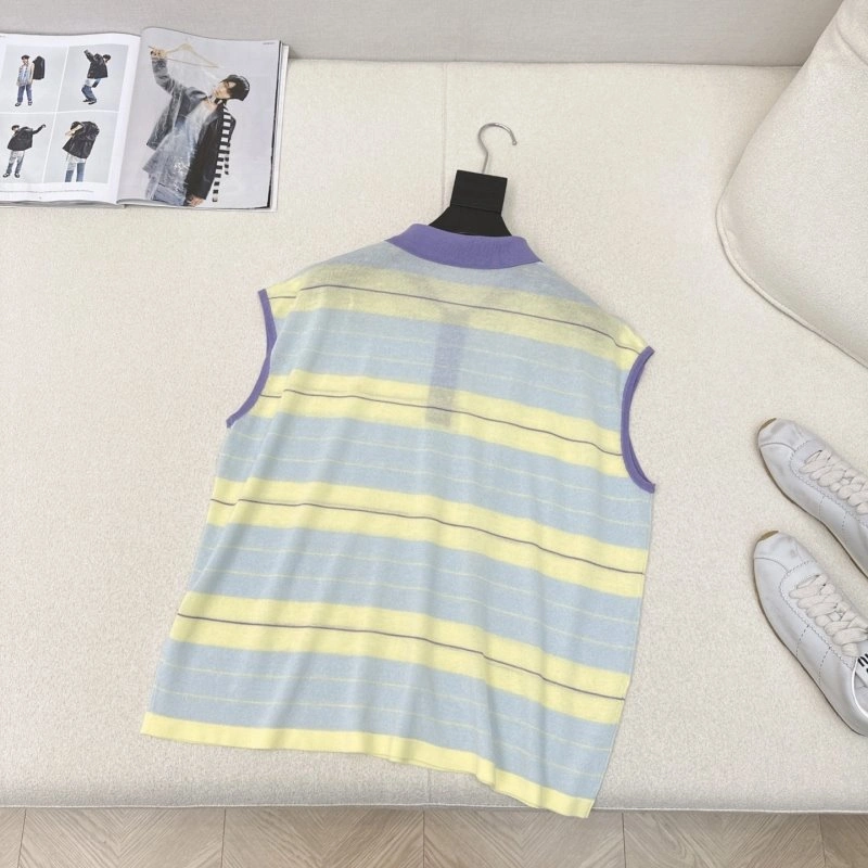 Durable Celine T-Shirts 107101