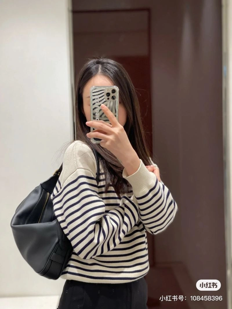 EyeCatching Celine Top Handle Bags 60240
