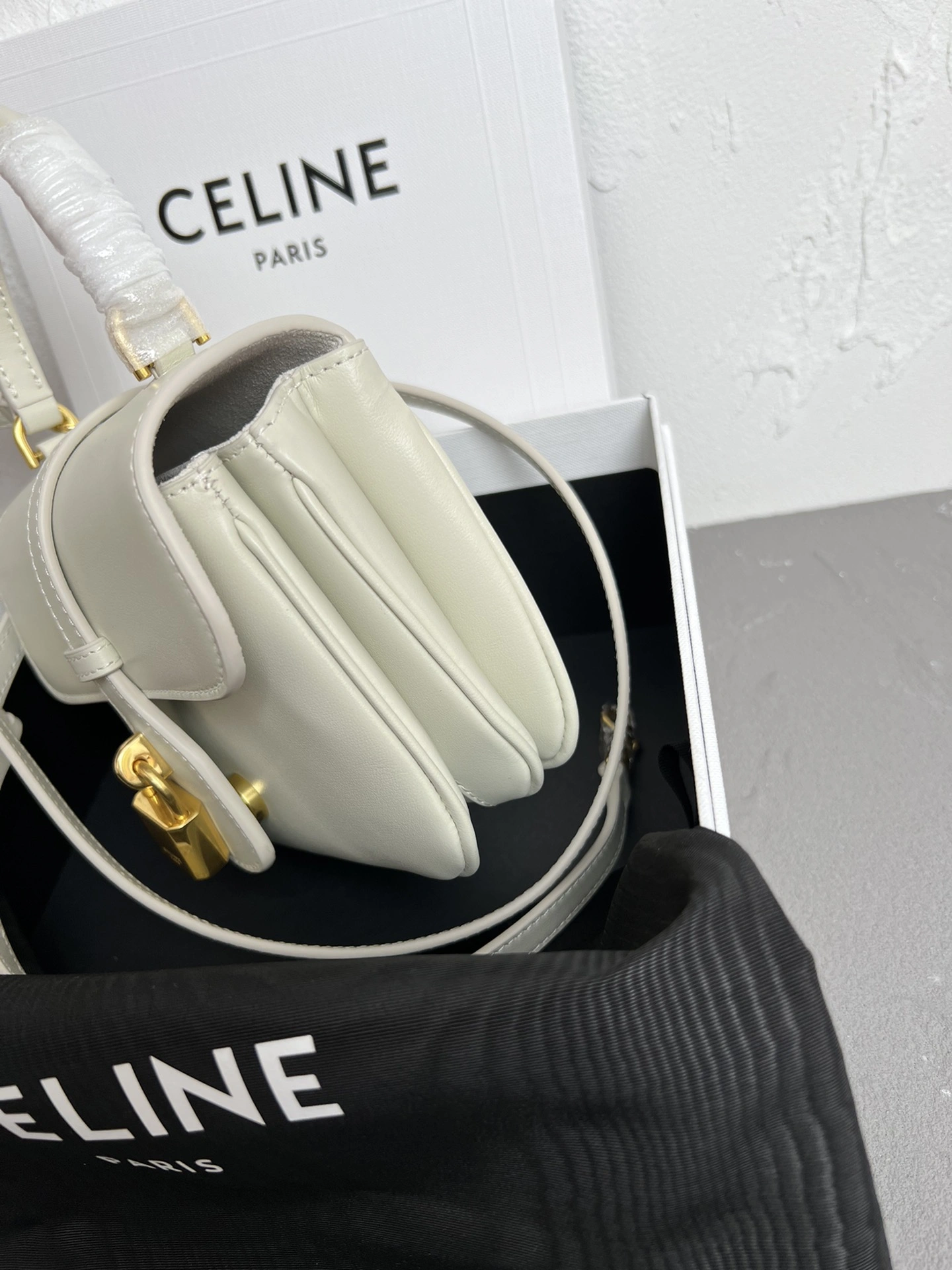 Celine Top Handle Bags ZipUp 78420