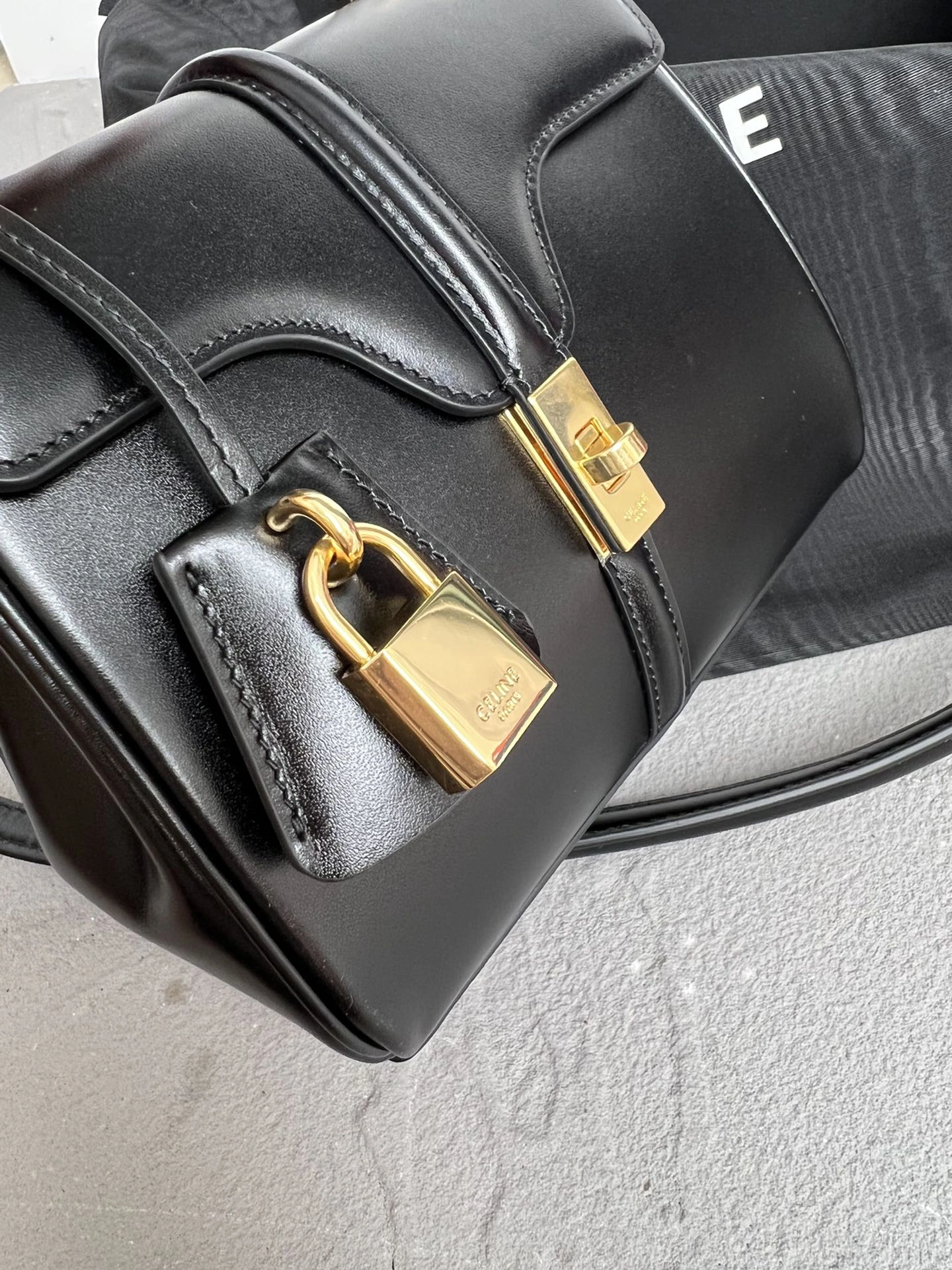 Celine Top Handle Bags Trendy 78432