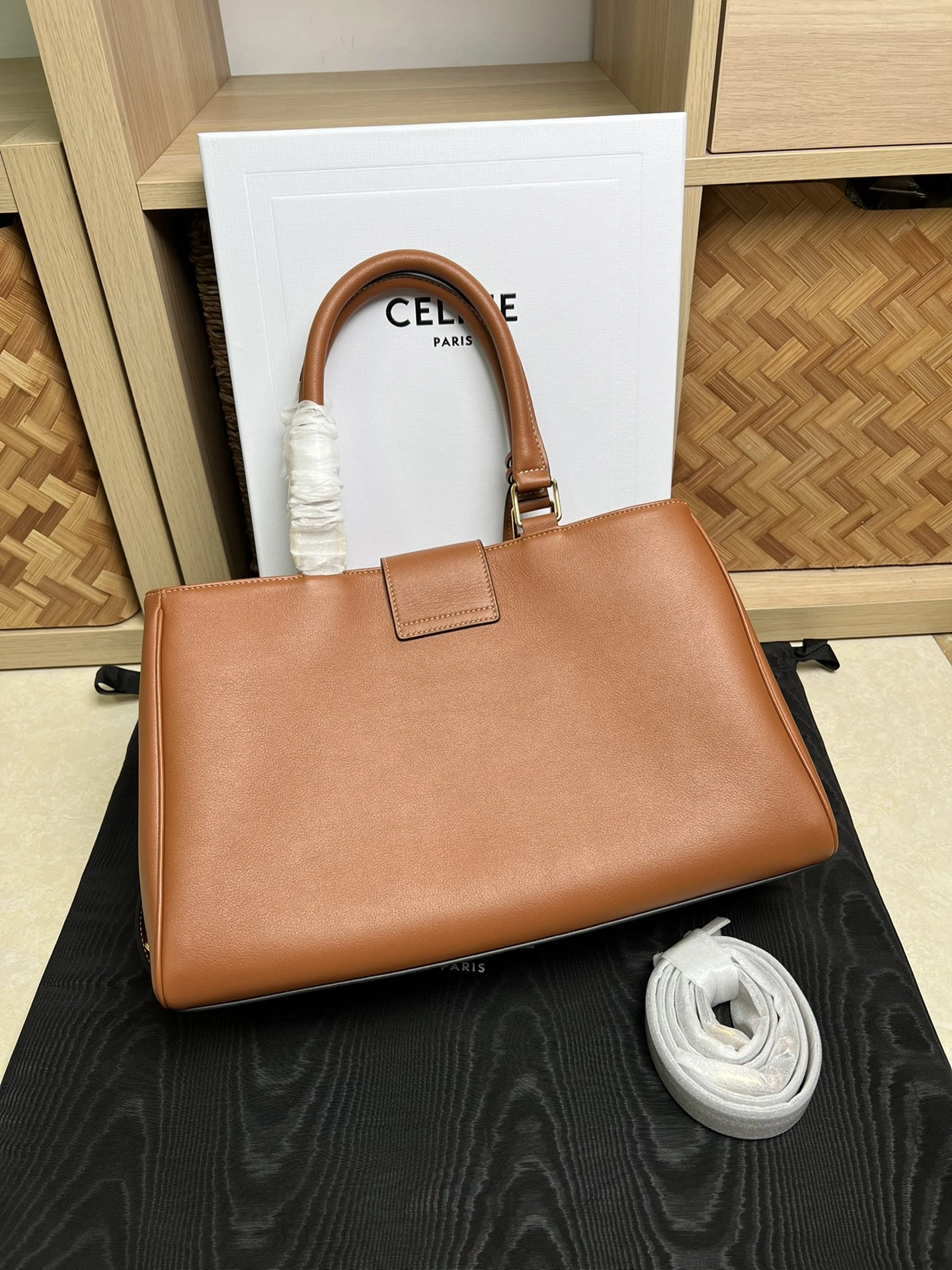 Celine Top Handle Bags Reliable 73670