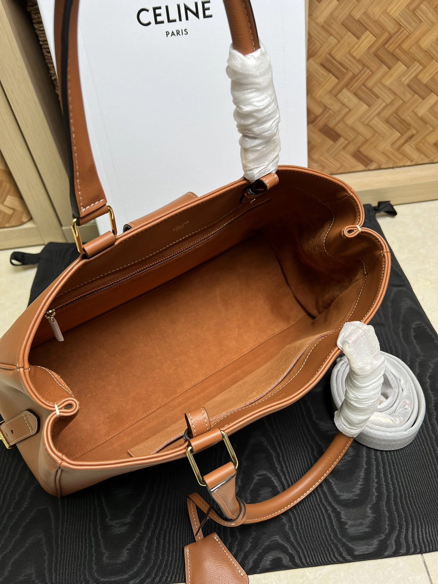 Celine Top Handle Bags Reliable 73670