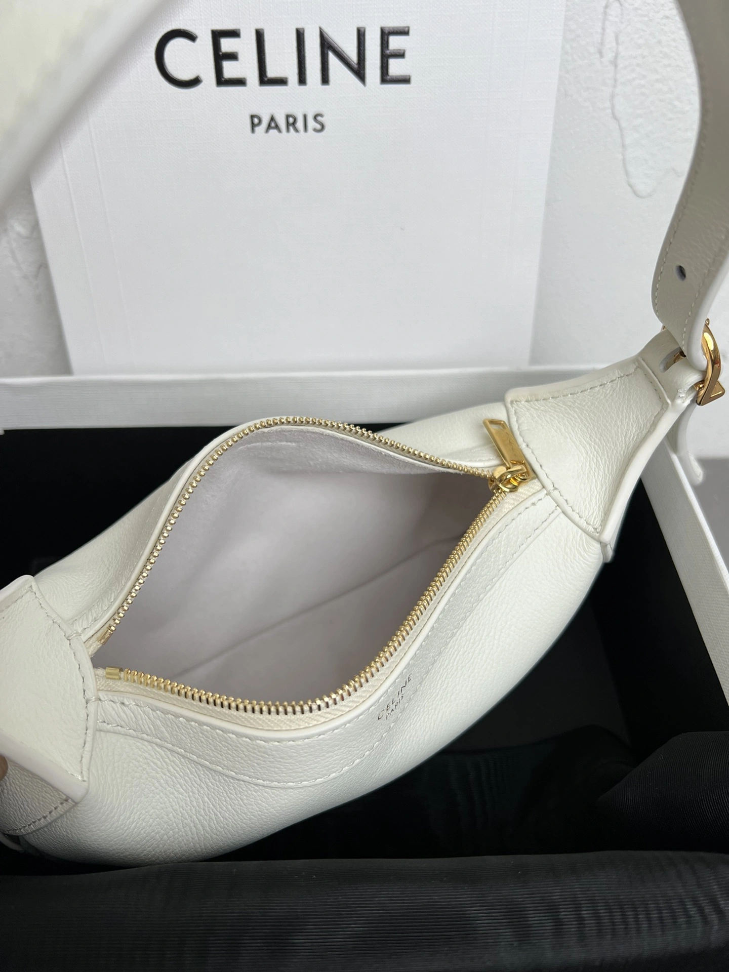 Celine Top Handle Bags MoistureWicking 73665