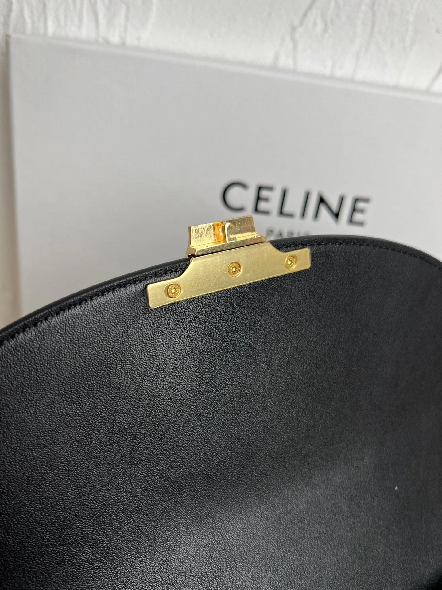 Unisex Celine Top Handle Bags 73707
