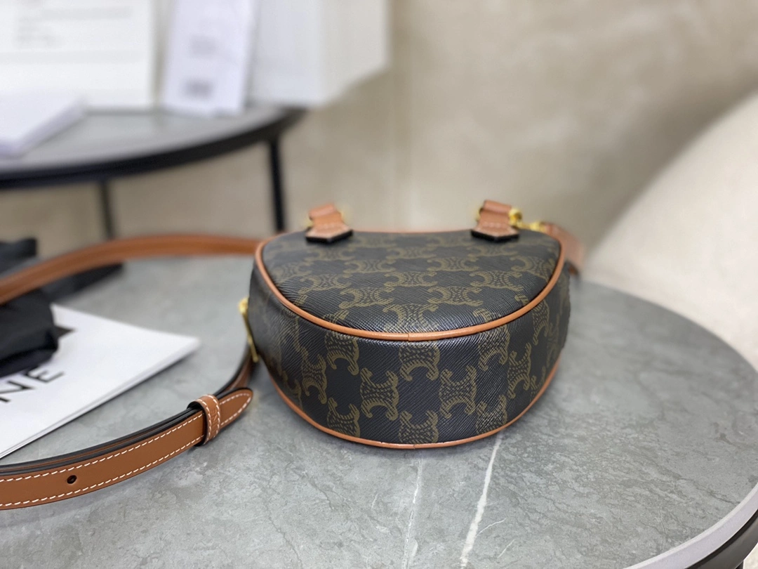 Contemporary Celine Top Handle Bags 94524