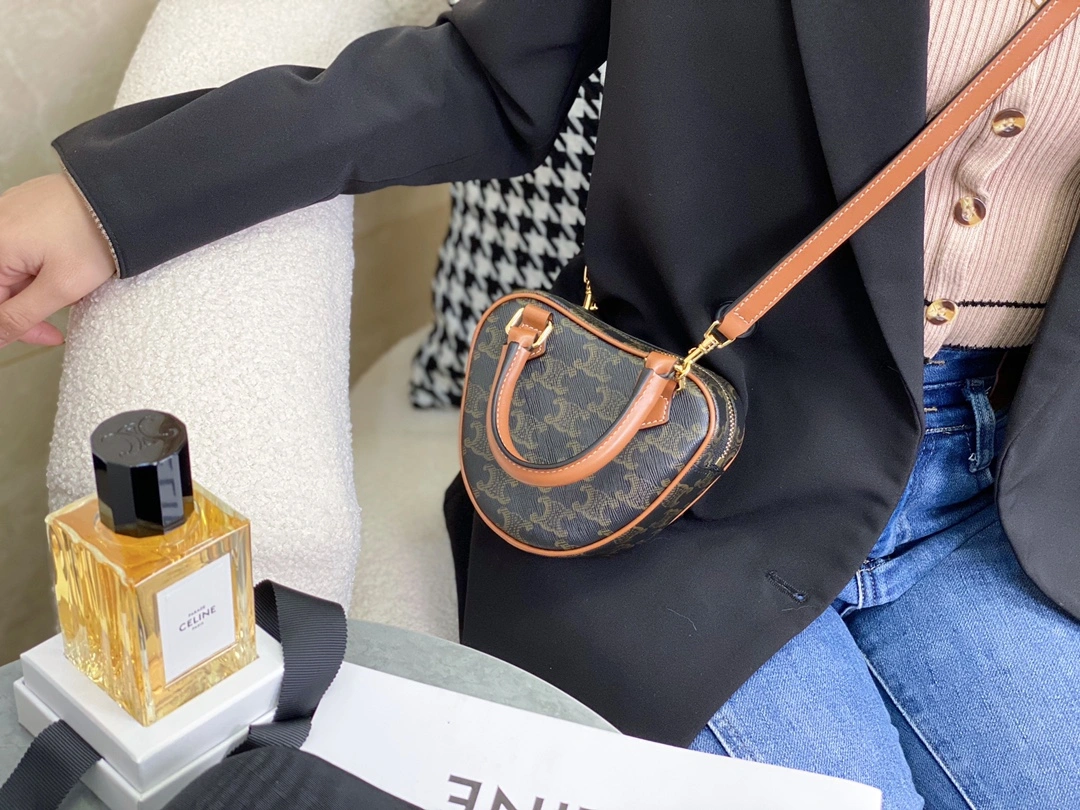 Contemporary Celine Top Handle Bags 94524