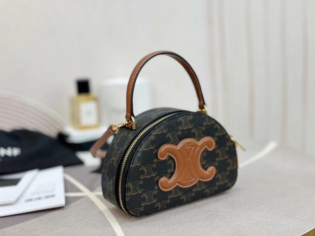 Sustainable Celine Top Handle Bags 94520