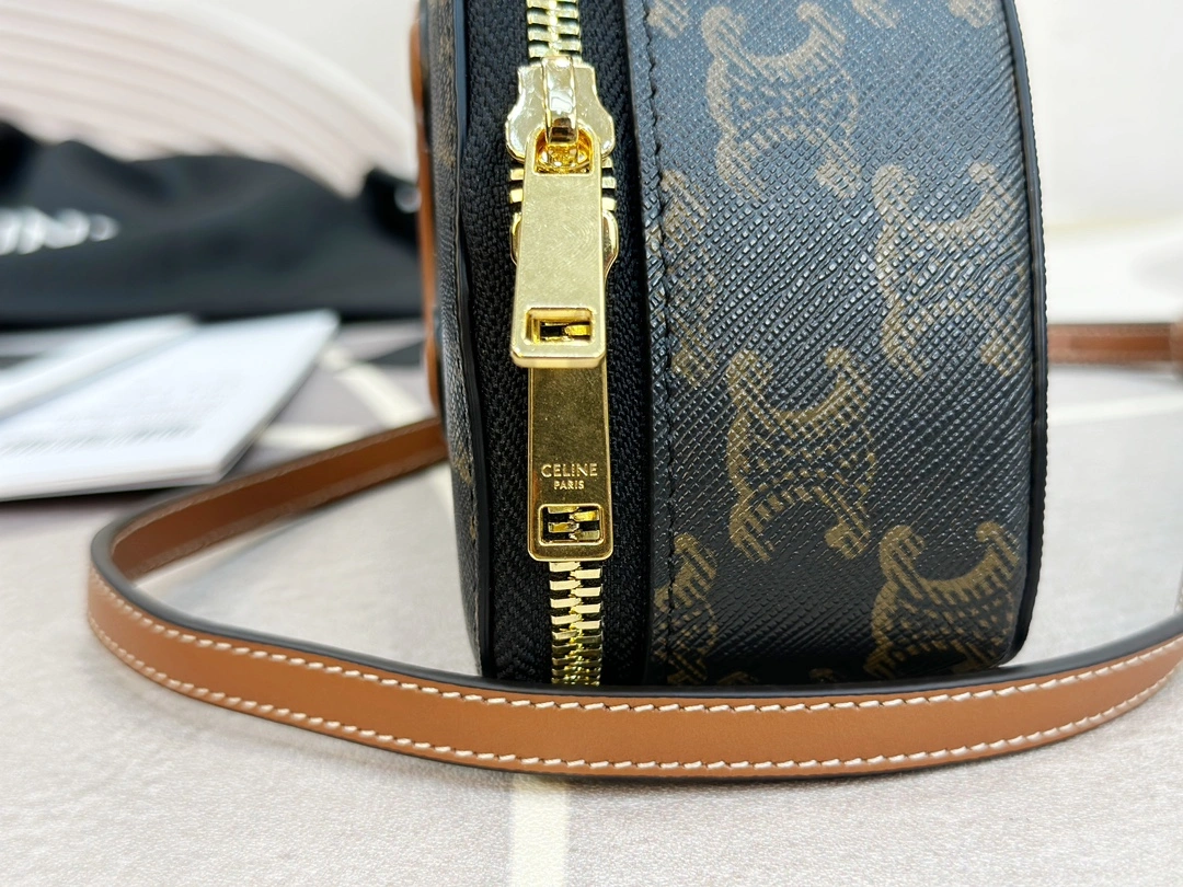 Sustainable Celine Top Handle Bags 94520