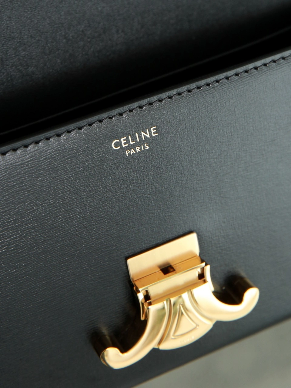 Celine Triomphe Bags ModernLook 78407