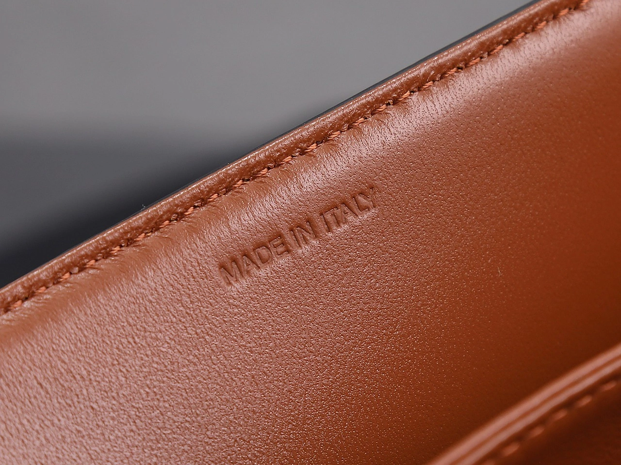 MoistureWicking Celine Triomphe Bags 78388