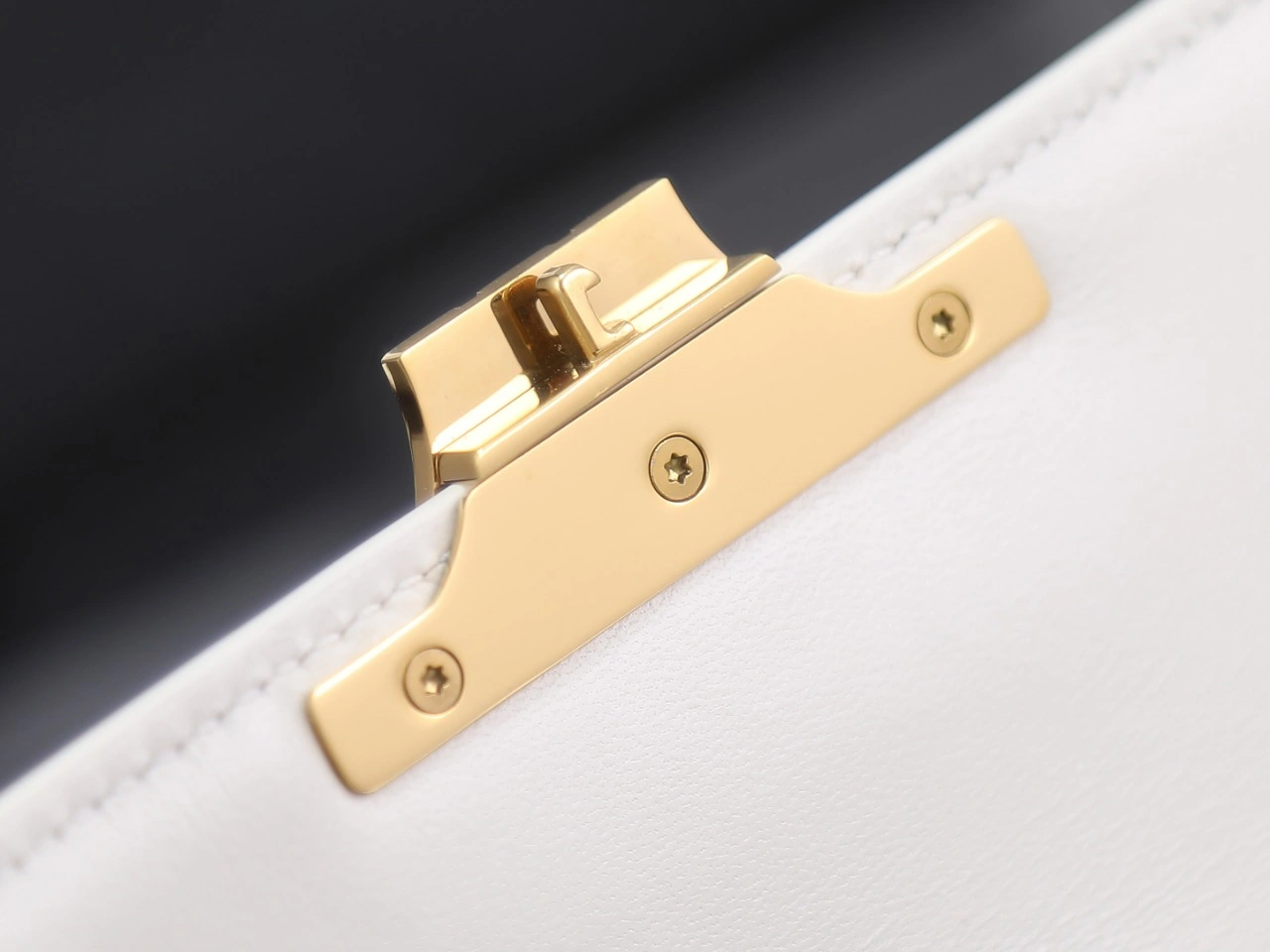 Celine Triomphe Bags Refined 78389