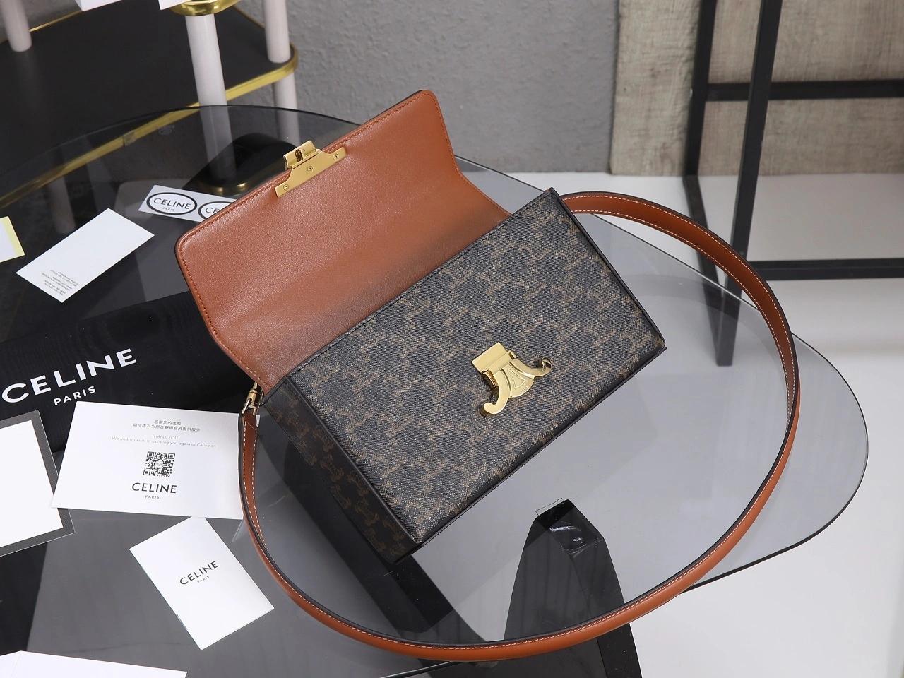 Breathable Celine Triomphe Bags 78399