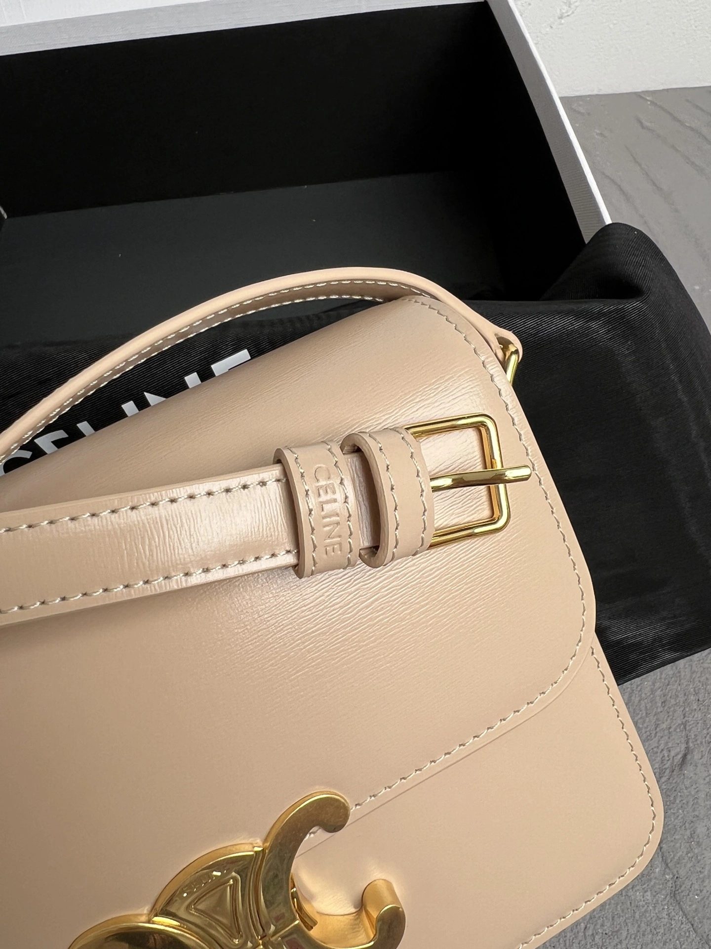 Celine Triomphe Bags Vibrant 78375