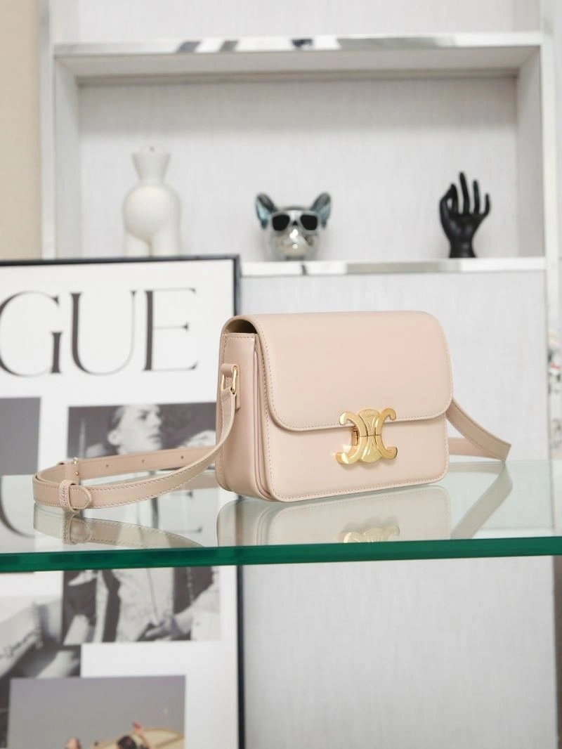 EyeCatching Celine Triomphe Bags 94732
