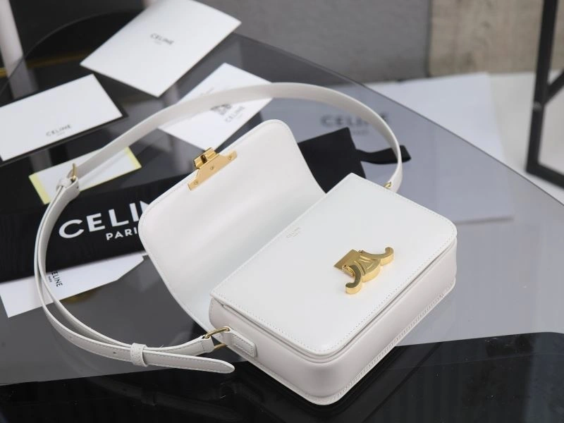 Breathable Celine Triomphe Bags 94708