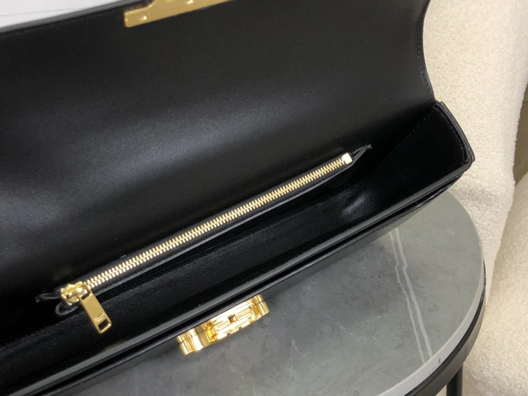 ZipUp Celine Triomphe Bags 94581