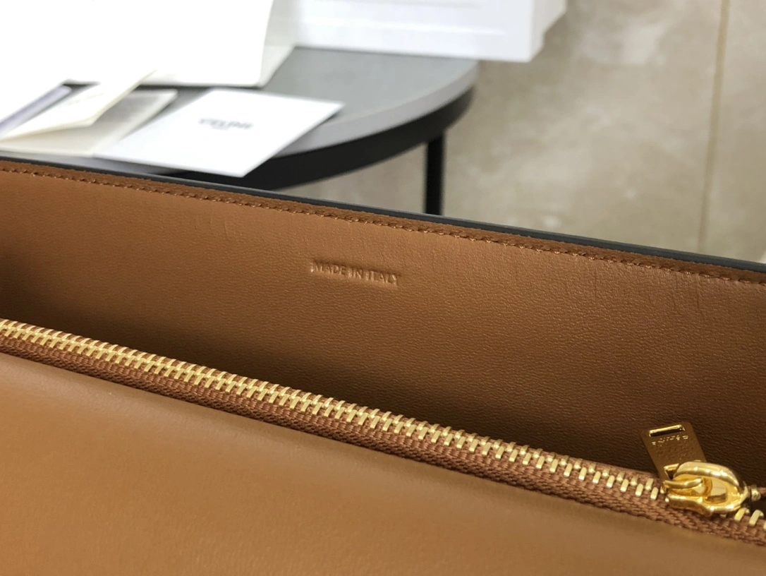 StreetReady Celine Triomphe Bags 94603