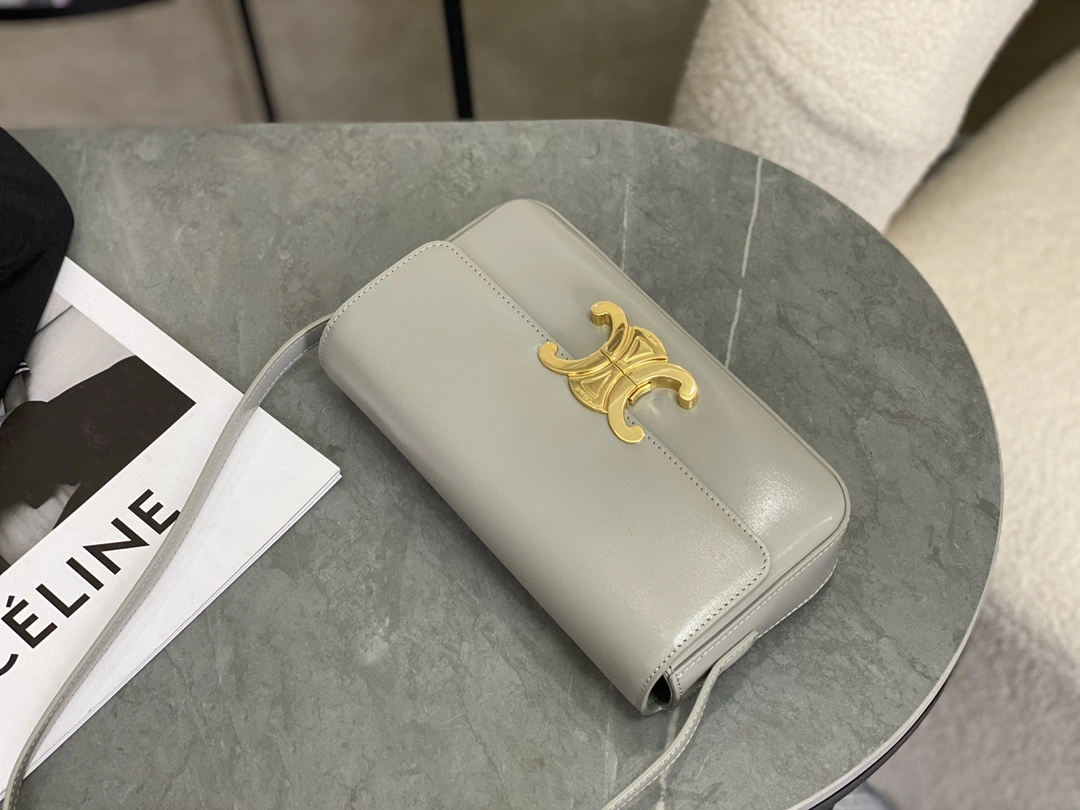 Trendsetting Celine Triomphe Bags 94540