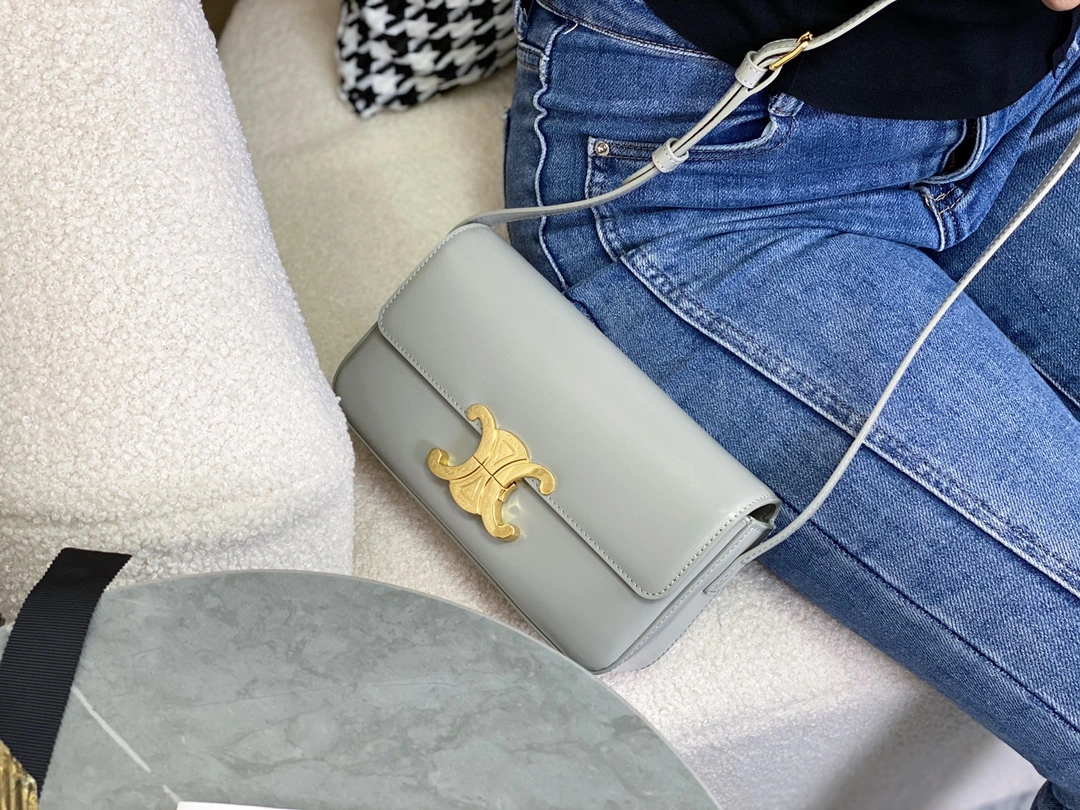 Trendsetting Celine Triomphe Bags 94540