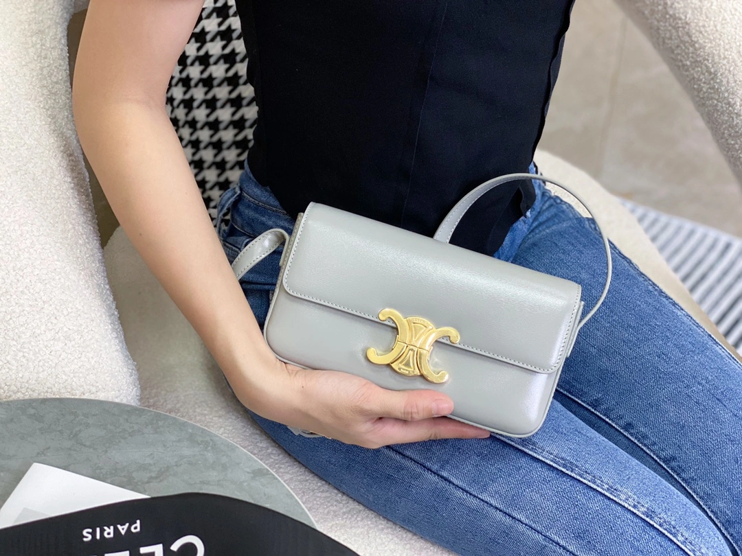 Trendsetting Celine Triomphe Bags 94540