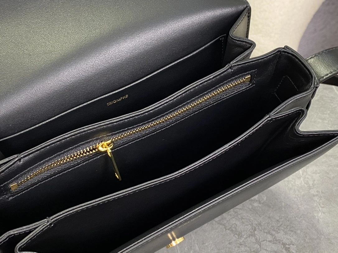 Celine Triomphe Bags Breathable 94503