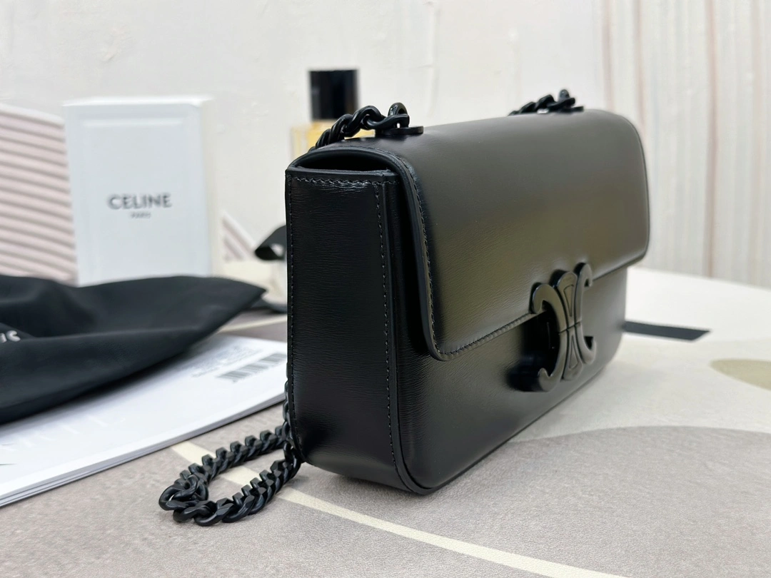 Reliable Celine Triomphe Bags 94504