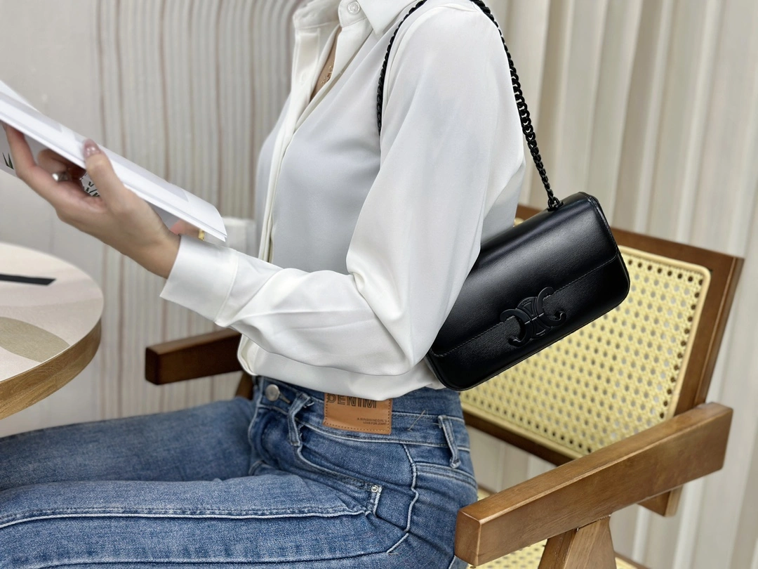 Reliable Celine Triomphe Bags 94504