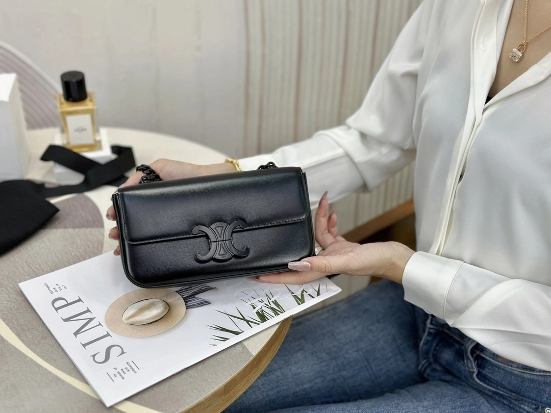 Reliable Celine Triomphe Bags 94504