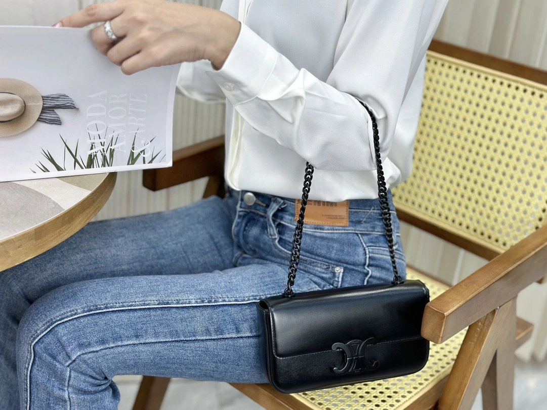 Reliable Celine Triomphe Bags 94504