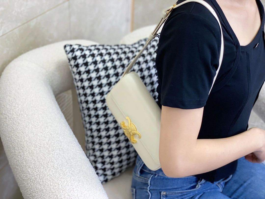 Celine Triomphe Bags TimelessDesign 94498