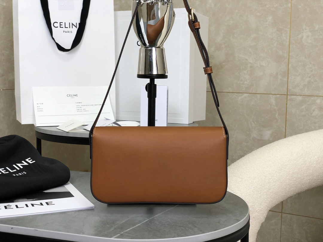 Versatile Celine Triomphe Bags 94495
