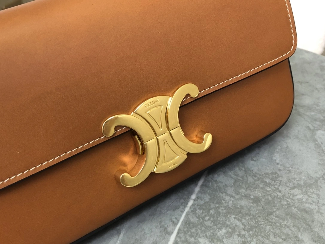 Versatile Celine Triomphe Bags 94495