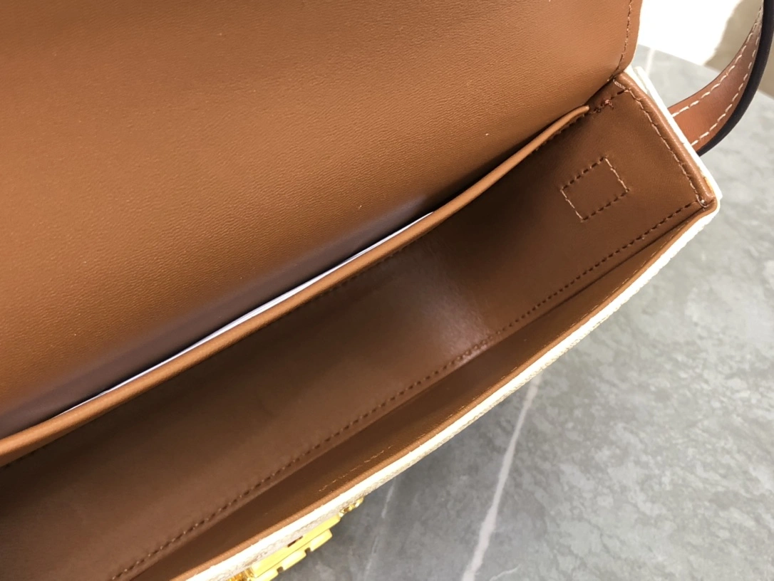Celine Triomphe Bags Chic 94488