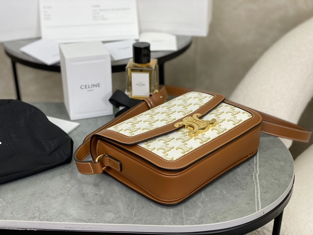 Youthful Celine Triomphe Bags 94526