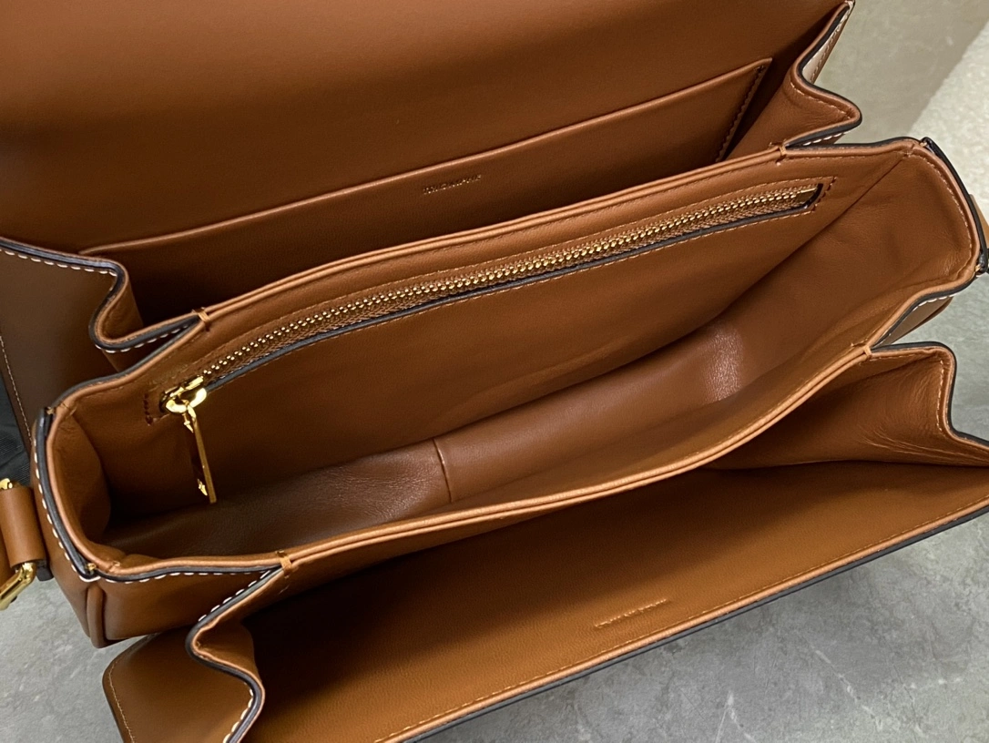 Youthful Celine Triomphe Bags 94526