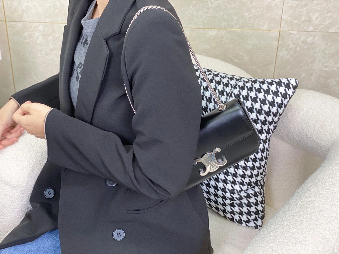 Stretchable Celine Triomphe Bags 94548