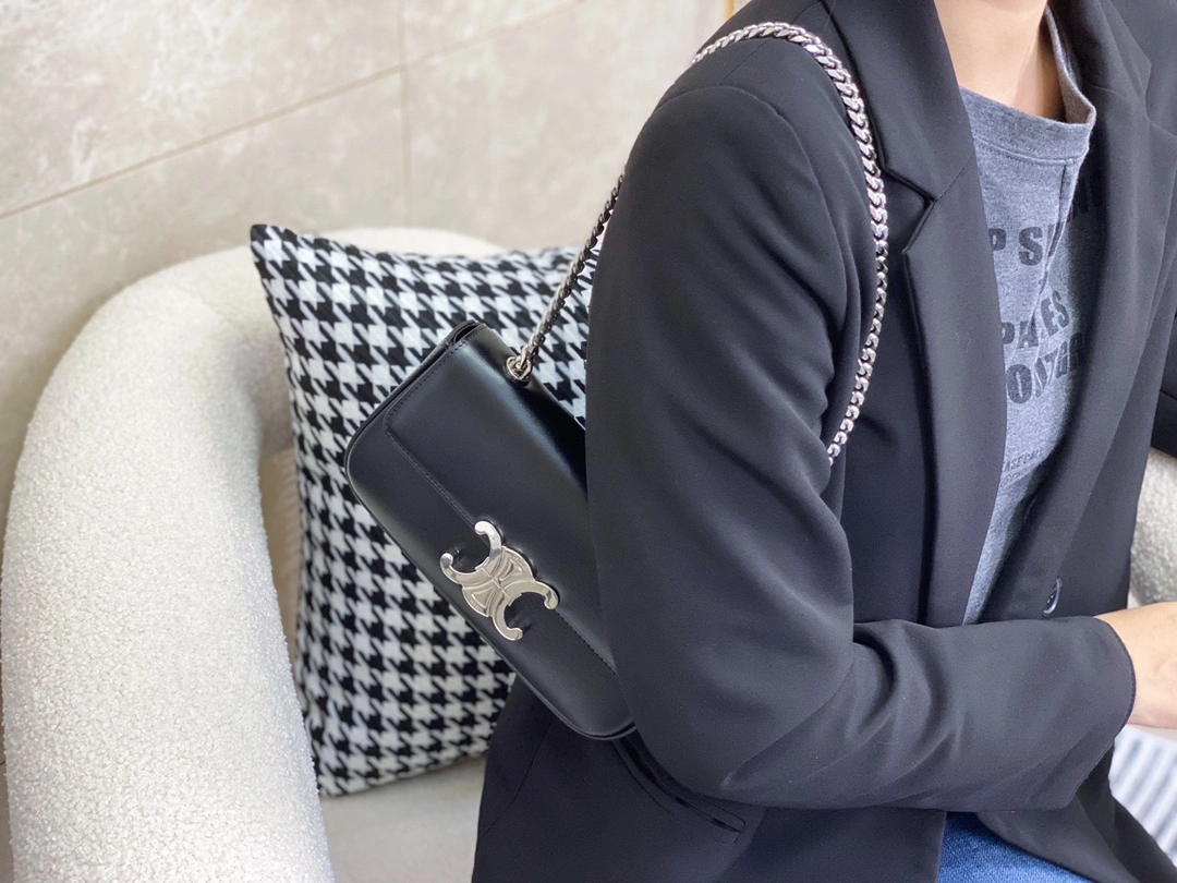 Stretchable Celine Triomphe Bags 94548