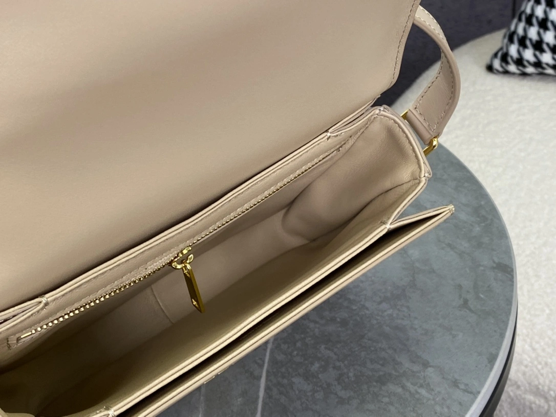 Celine Triomphe Bags Lightweight 94478