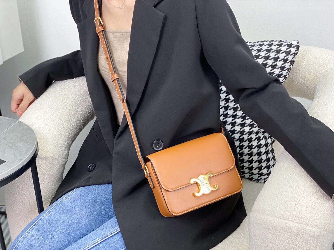BestValue Celine Triomphe Bags 94514