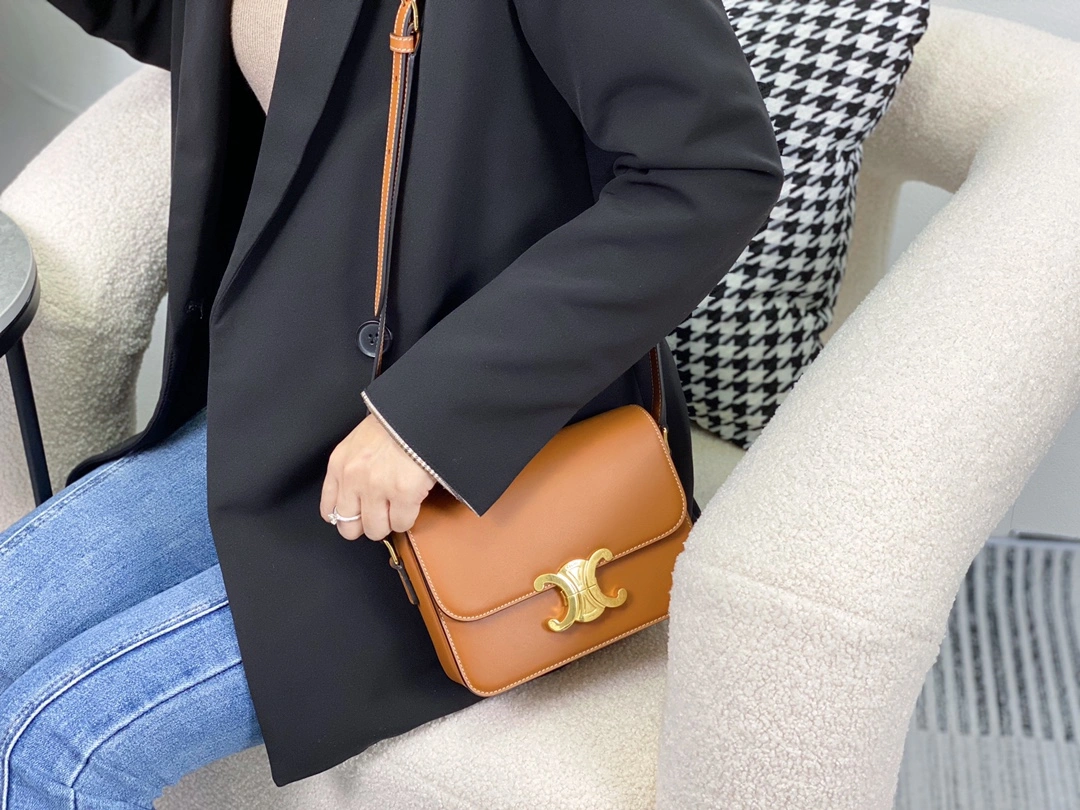 BestValue Celine Triomphe Bags 94514