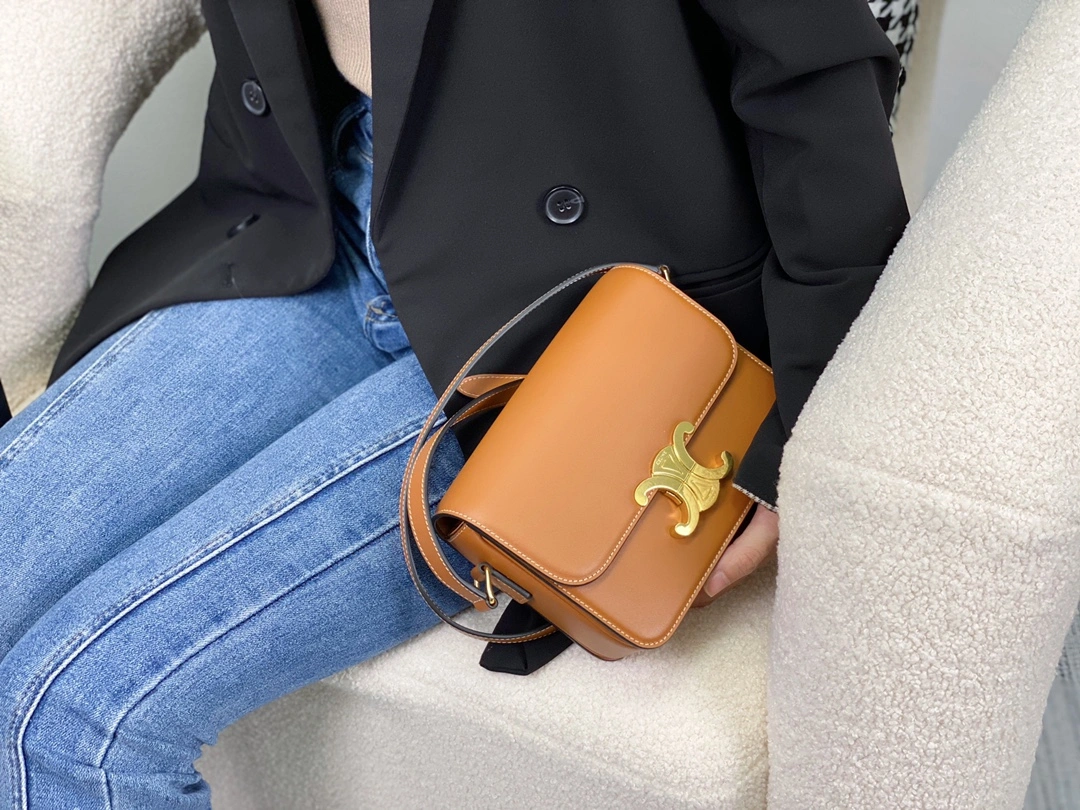 BestValue Celine Triomphe Bags 94514