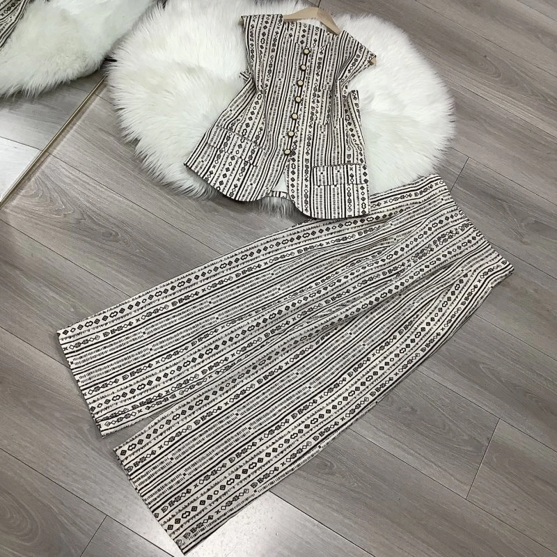 Celine Vest Lightweight 107162
