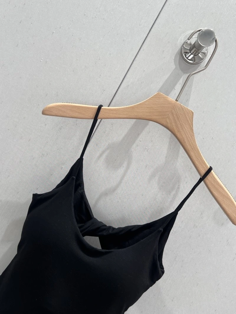 Reliable Celine Vest 106672
