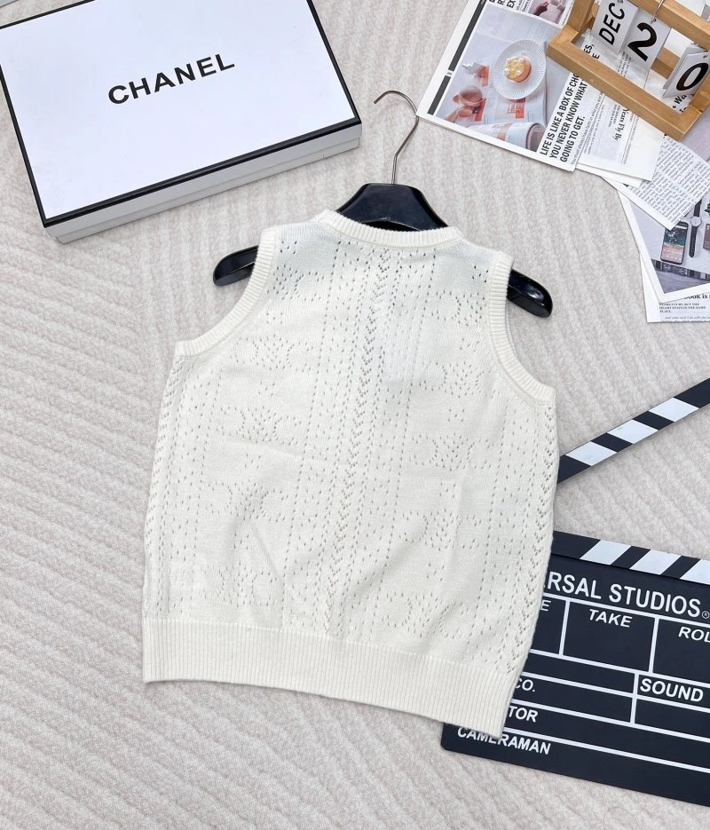 Celine Vest GoAnywhere 106666