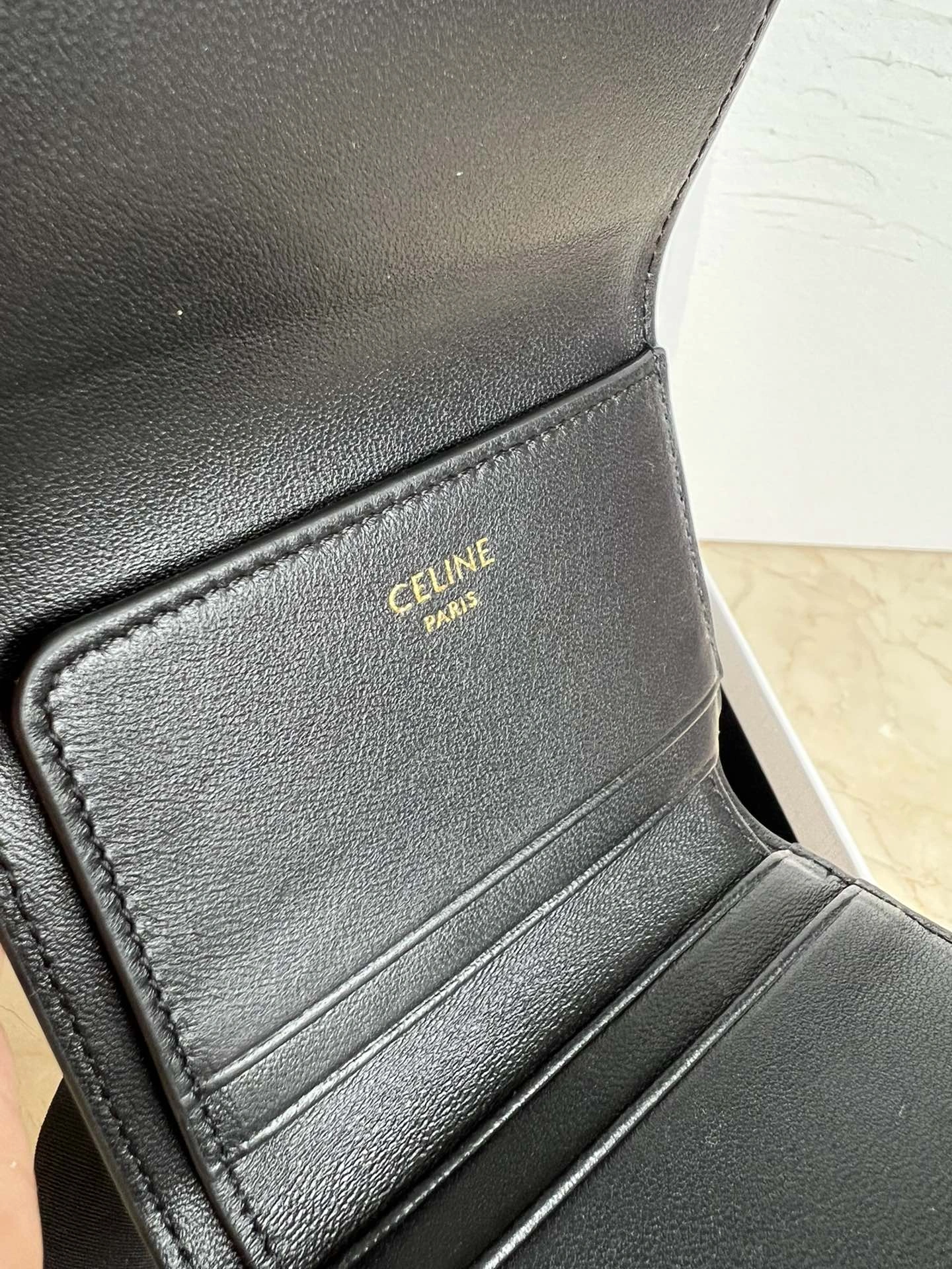 Celine Wallets Purse Lightweight 71810