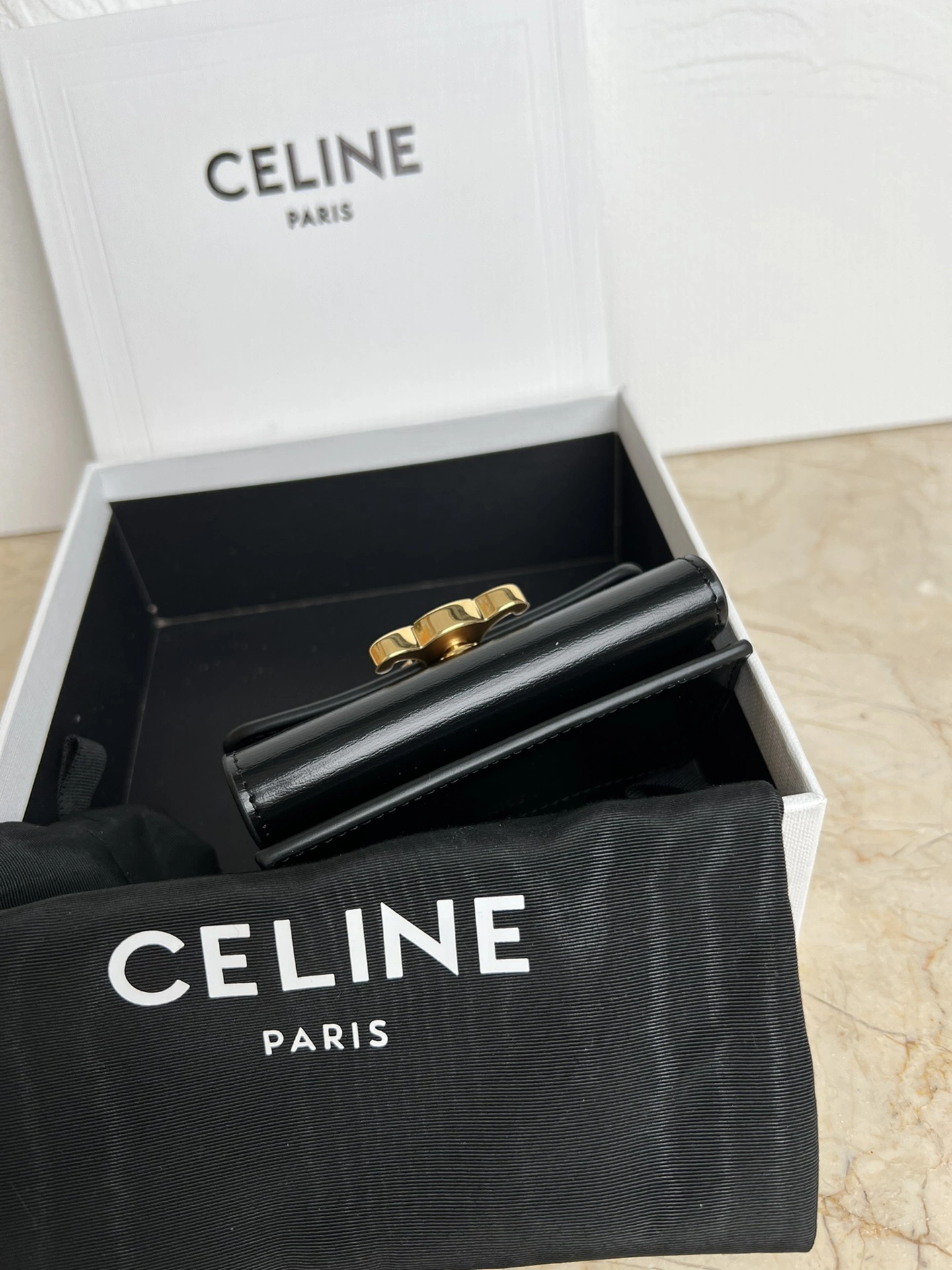 Celine Wallets Purse Lightweight 71810